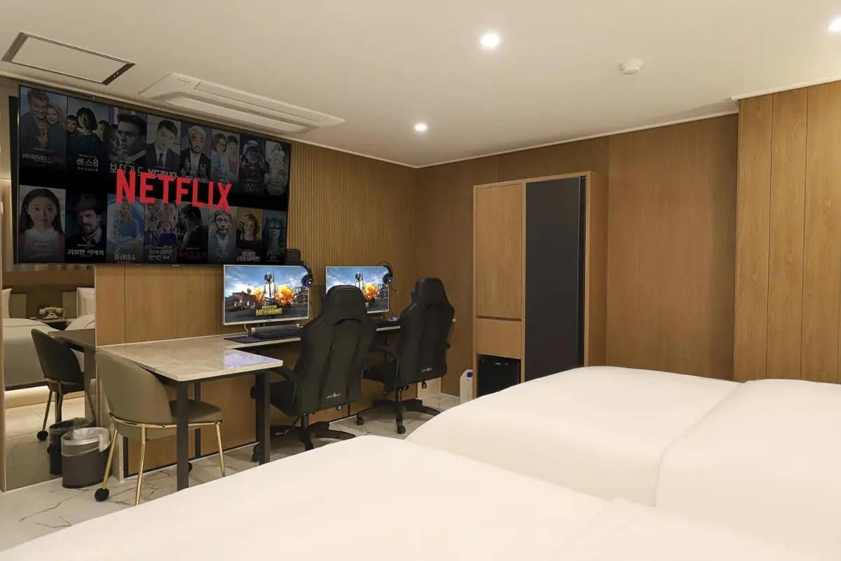 Rosy Hotel Чеонджу Екстериор снимка